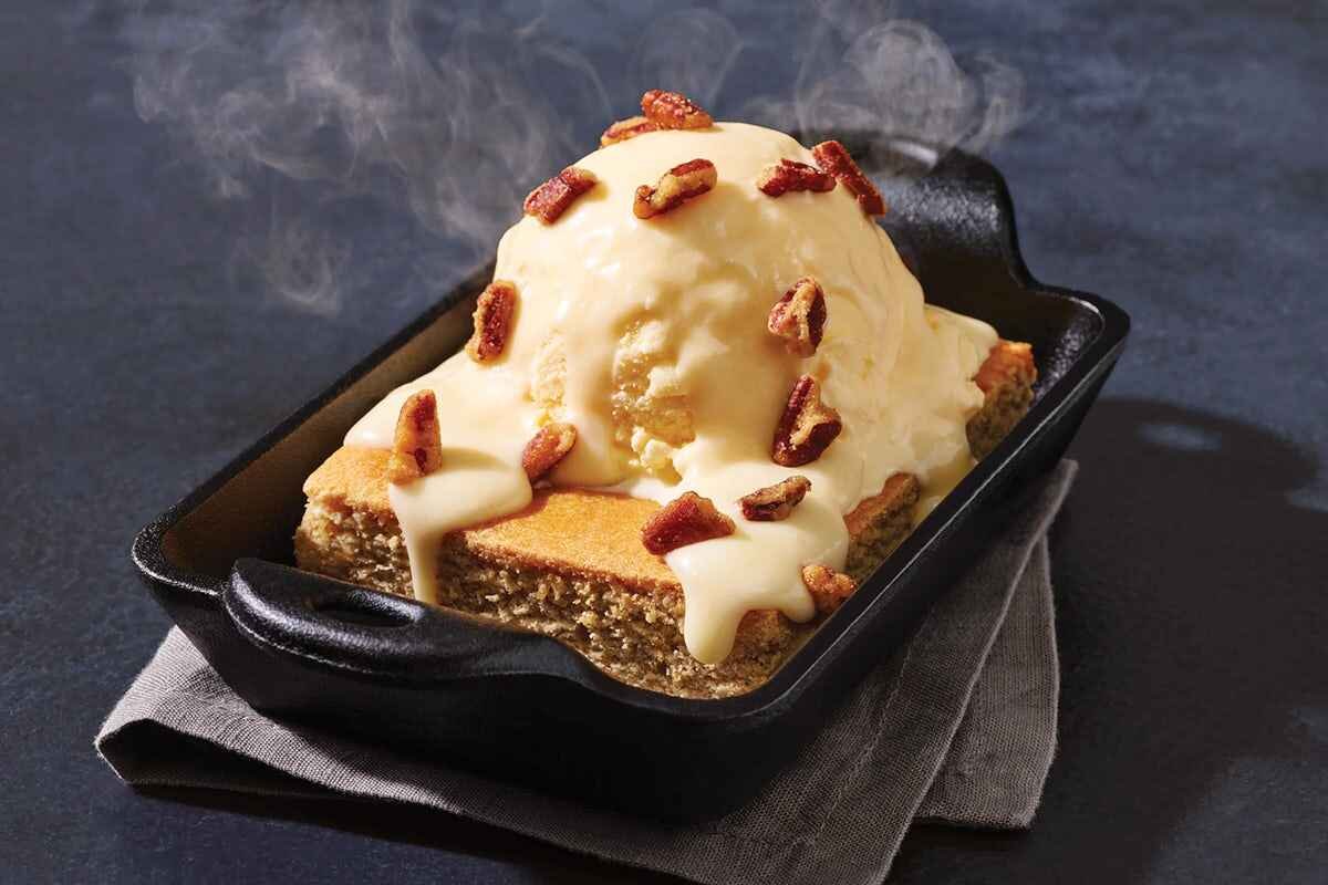 Sizzlin' Butter Pecan Blondie